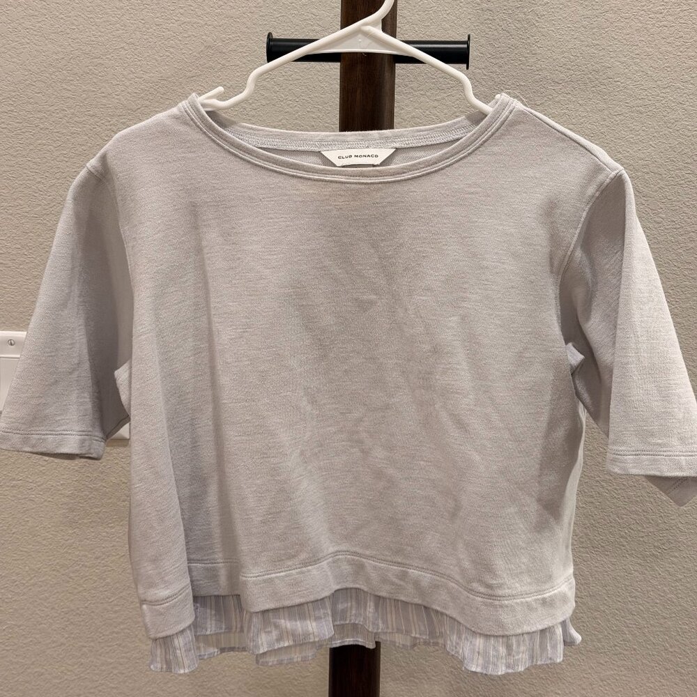 Club Monaco Layered Hem Short-Sleeve Top – Light Grey, Size S